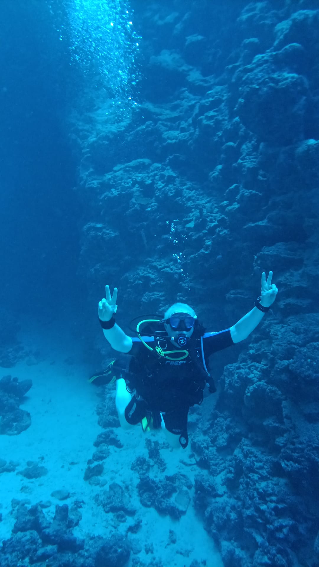 8Giornata di Immersioni a Dahab Canyon e Blue Hole