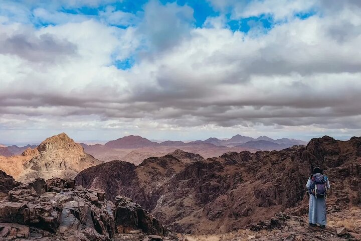 9mount moses